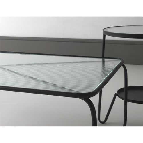 Table D Appoint En Métal Noir Avec Plateau En Verre Rayé