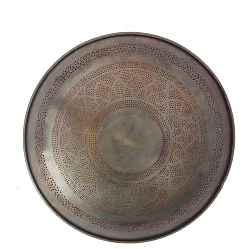 Applique Murale Ronde Cuivre Et Doré Design Oriental Métal Ajouré