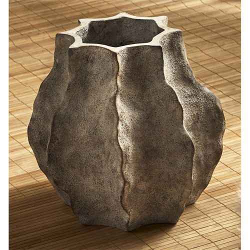 Vase Octogonal Ondulé En Ciment Blanc Effet Vieilli