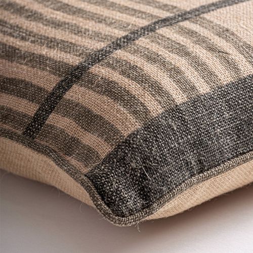 Coussin Beige En Jute Esprit Nature Et Ambiance Apaisante