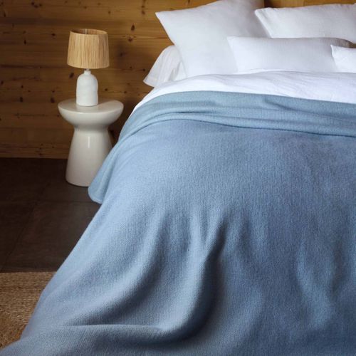 Couverture Pure Laine Ciel 220 X 240 Cm Bleu Clair