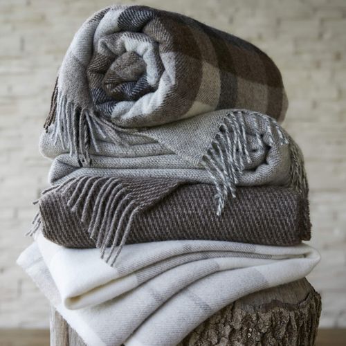 Plaid à Franges En Laine à Carreaux Beige 140x200 Cm