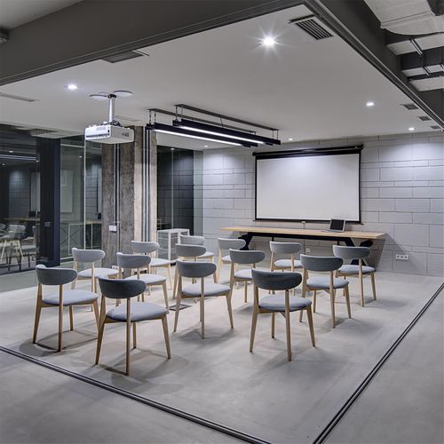 Ecran De Projection Motorisé 3,20 X 2,00m - Format 16:10