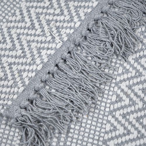 Tapis 120 X 180 Cm En Coton Brodé De Lignes Et Chevrons Gris – Flicker