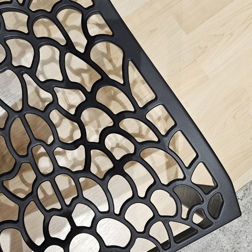Lot De 4 Chaises De Repas Noires Ajourées Et Empilables - Gruyer 2