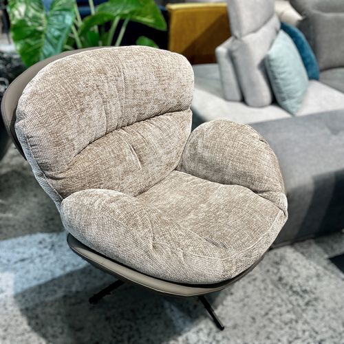 Fauteuil Rotatif 360° Tissu Doux Beige Et Pieds Métal Noir - Cornelia