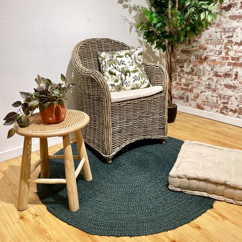 Fauteuil En Kubu Naturel Tressé Avec Coussin Blanc – Maeva 2
