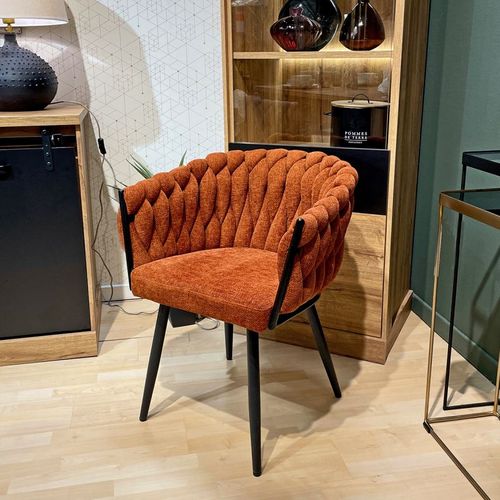 Chaise En Tissu Maille Tressé Terracotta Pieds Métal Noir – Bowi 2