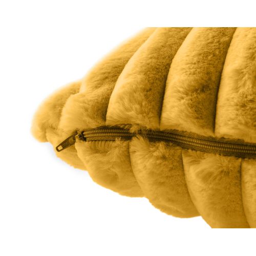 Sierra - Coussin - En Fausse Fourrure Côtelé - 60x60 Cm