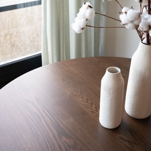 Table Ronde 4 Personnes En Bois Foncé Finition Noyer D105 Cm - Liwa