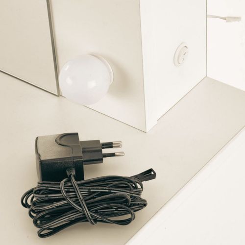 Coiffeuse Beige Avec Tiroirs Et Éclairage LED Stars