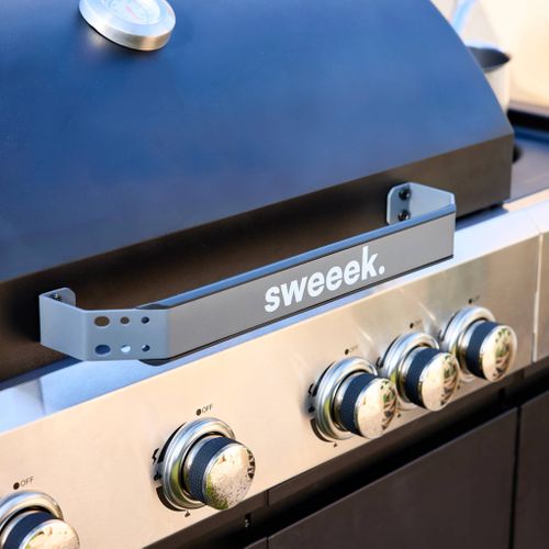 Barbecue Gaz 4 Brûleurs + 1 Feu Latéral Maxim Noir. Acier. Thermomètre Intégré. Récupérateur De