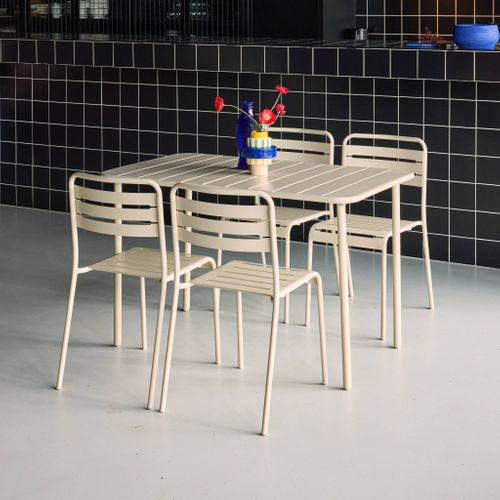 Table De Jardin Métal + 4 Assises Beige En Acier. Amelia. 120 X 70 X 72.5 Cm