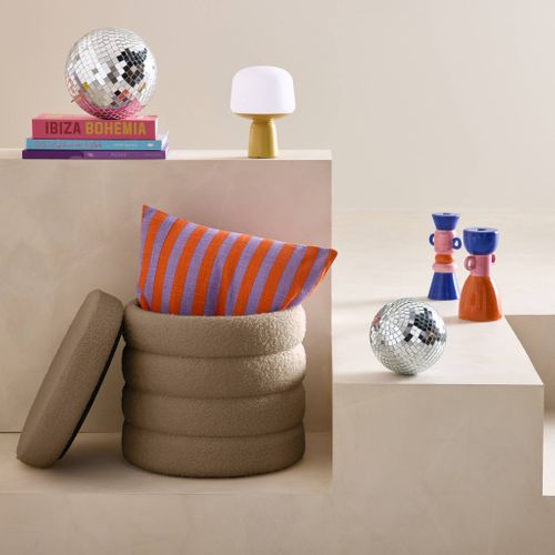 Pouf En Bouclettes Taupe Avec Coffre De Rangement Intégré
