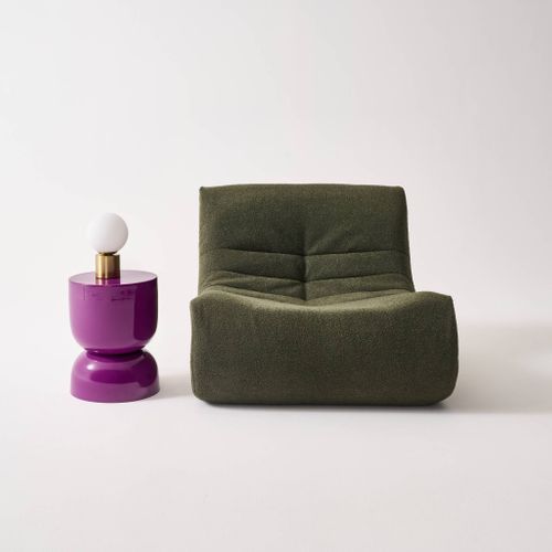 Table D'appoint. Bout De Canapé. Table De Chevet En Métal Effet Glassy Violet Madi Ø32 X H 42cm