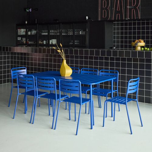 Table De Jardin Métal + 8 Assises Bleu Électrique Traitement Antirouille. Lattes Et Bords Arrondis