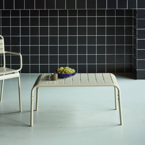 Table Basse De Jardin Rectangulaire Acier 90cm Beige - Amélia