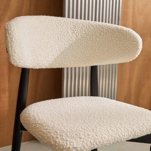 Lot De 2 Chaises En Bois D'hévéa Noir Et Tissu Bouclette Blanc Crème