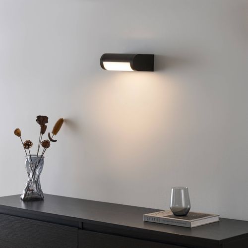 Petite Applique LED Rectangulaire Noire Pour Extérieur - Ilona