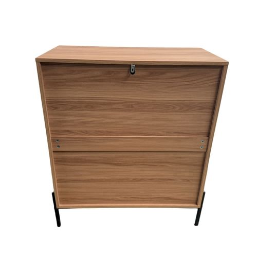 Vallo - Commode 4 Tiroirs Décor Bois Rainuré Et Poignées Dorées 84cm