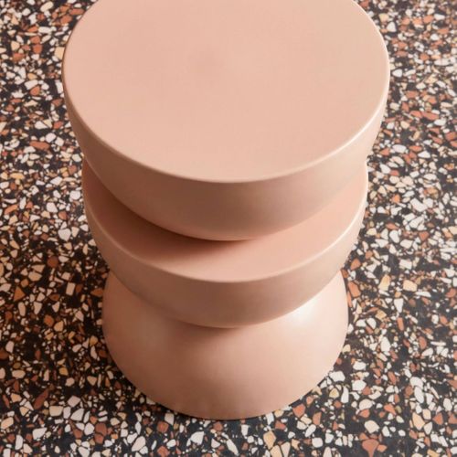 Bout De Canapé En Métal. Rose. Coumba. 32 X H 46.5cm