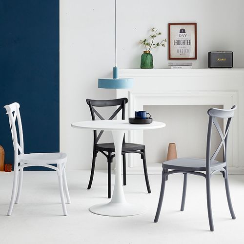 Lot De 4 Chaises Blanches Style Bistrot En Résine Polypropylène