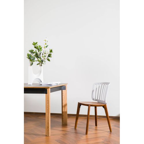 Chaise Eira Design Scandinave – Dossier Résine Blanche, Assise Bois – Pieds Bois Naturel