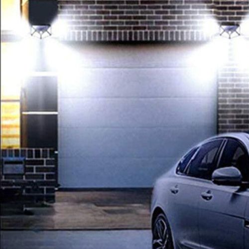 Wallamp : Lampe Solaire Extérieur 100 LED : Éclairage Mural Sans Fil à 120° Détection