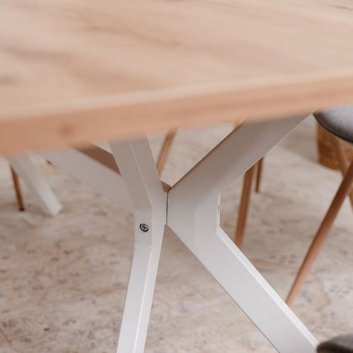 Table à Manger Effet Chêne Clair, Piètement Blanc 180 Cm - Velia