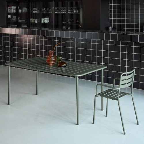 Table De Jardin Métal 6-8 Places. Kaki. Amelia. 160x90xh72.5cm