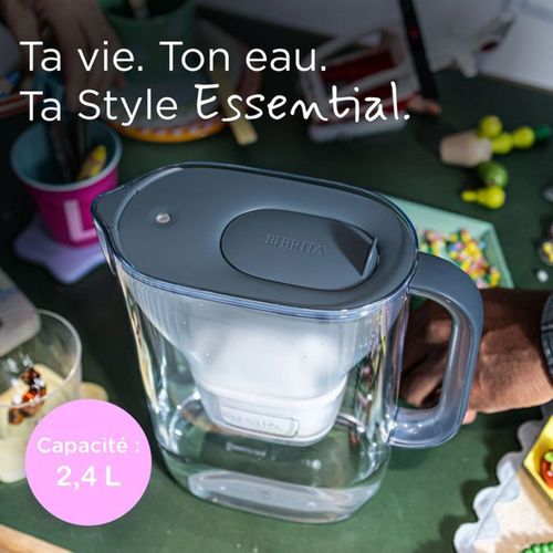 Brita Style Essential Carafe Filtrante 2.4 L (1.4 L Filtrée) + 4x Maxtra Pro - Brita