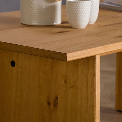 Table Basse Salto En Bois Massif - Finition Laquée