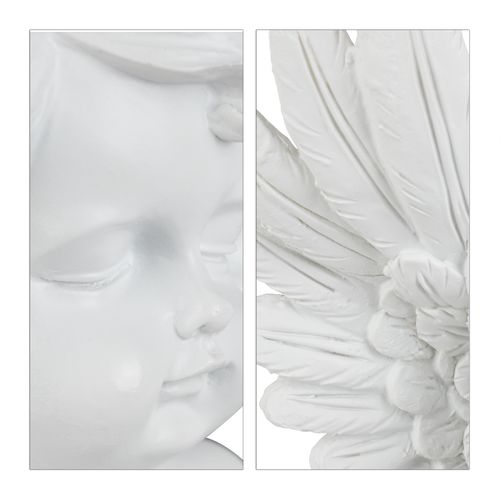 Ange De Tombe En Train De Prier