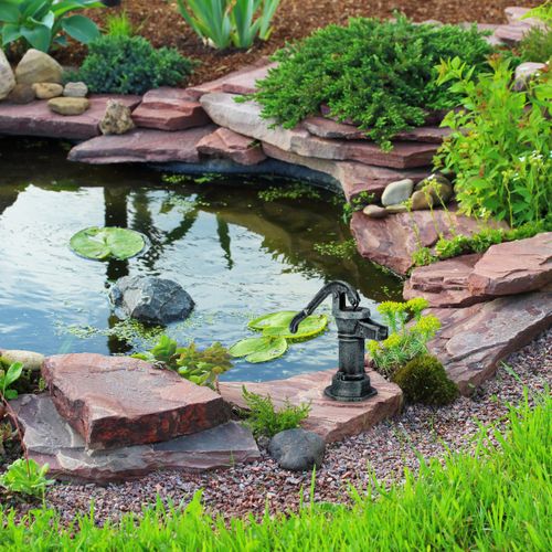 Pompe Décorative En Fonte