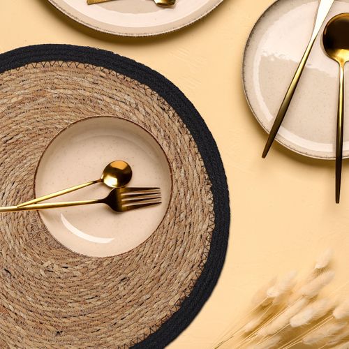 Set De Table En Eichhornia