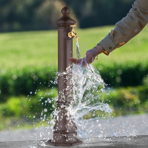 Fontaine Extérieure De Jardin