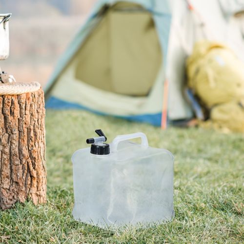 Jerrican pliable 3,3L avec robinet plastique transparent et bleu 17xH21cm Jerrican pliable 3,3L avec robinet plastique transparent et bleu 17xH21cm