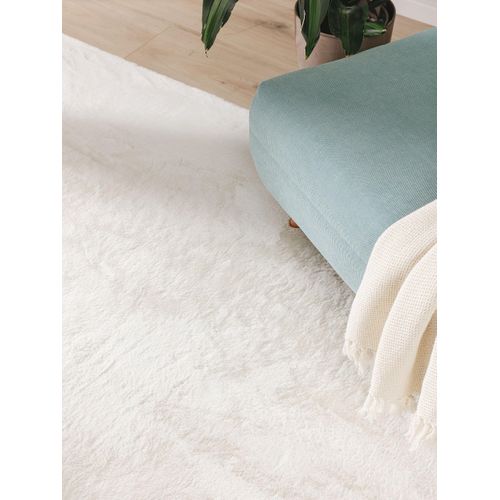 Tapis En Fausse Fourrure Furry Crème 60x120 Cm