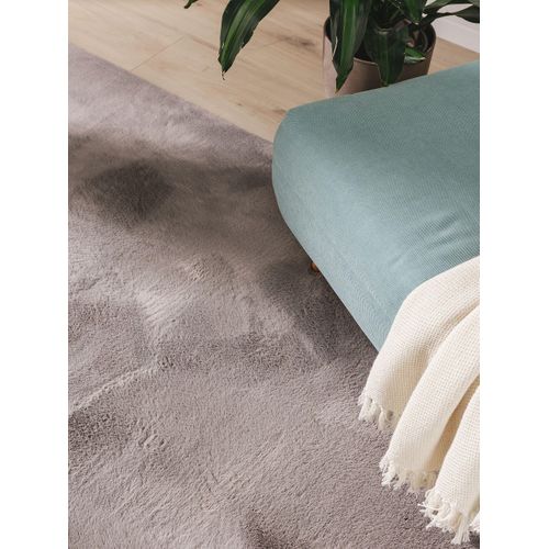 Tapis En Fausse Fourrure Furry Gris 160x230 Cm