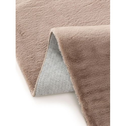 Tapis En Fausse Fourrure Furry Taupe 160x230 Cm