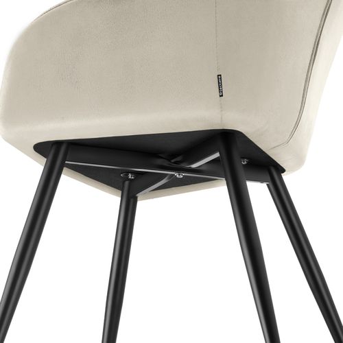 Lot 2 Chaises Rembourrées En Velours Matelassé Et Dossier Crème