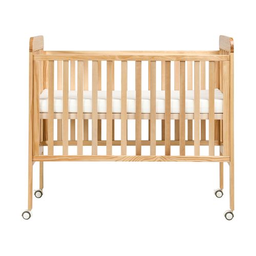 Lit De Bébé Bois De Pin Bodmin 60 X 120 Cm Avec Roues Marron Clair