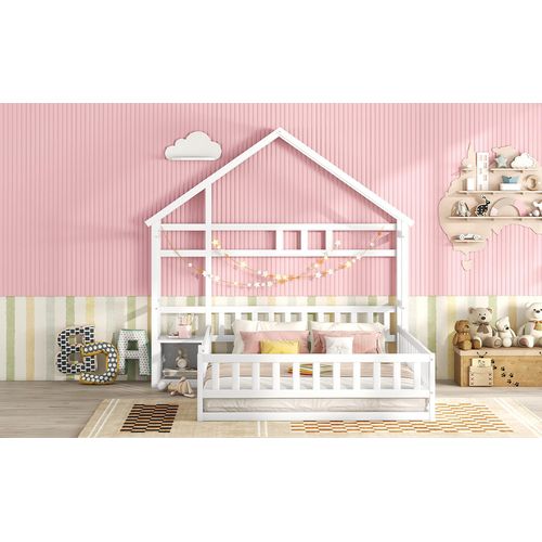 Lit Cabane Enfant 140x200 Cm Pin Blanc Avec Garde-corps 31 Cm Et Table De Chevet, Design Sécurité