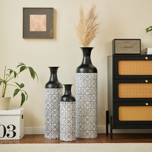 Lot De 3 Vases Sol 83.01/65.99/50.01 Cm, Design Géométrique, Métal Peint, Couleurs Noir Et Blanc