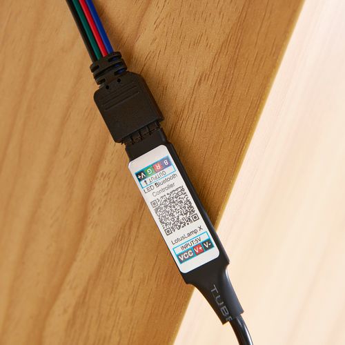 Buffet De Cuisine 115x35x180 Cm Avec LED, 4 Portes, Tiroir, Panneaux De Particules, Bois Et Blanc