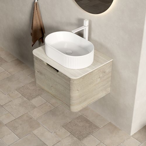 Meuble Sous-vasque Suspendu Beige-crème Avec Vasque Ovale En Céramique Et Plan Travertin