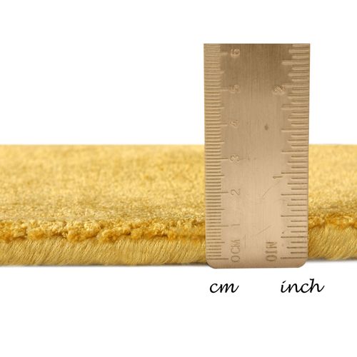 Tapis En Viscose Tissé Main Aspect Vieilli - Shine 190x290 Cm - Doré