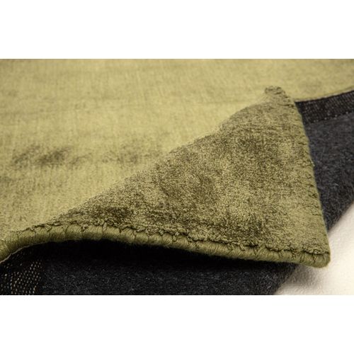 Tapis En Viscose Tissé Main Aspect Vieilli - Shine 190x290 Cm - Vert Sapin