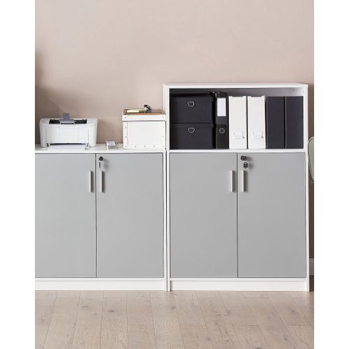 Armoire à 2 Portes Gris Et Blanc Avec Étagère 117 Cm Zehna