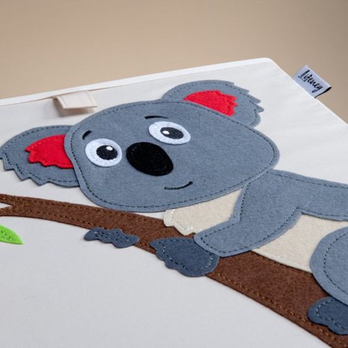 Boîte De Rangement En Tissu Pour Enfant "koala" Sur Fond Clair